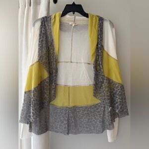 Mystree long sleeve yellow gray leopard print cardigan - S